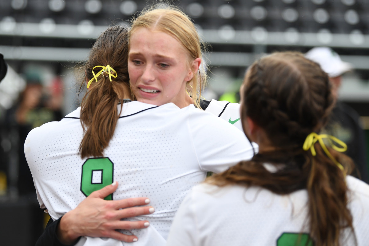 r Pendleton Wilsonville 5A softball final Leon Neuschwander 22